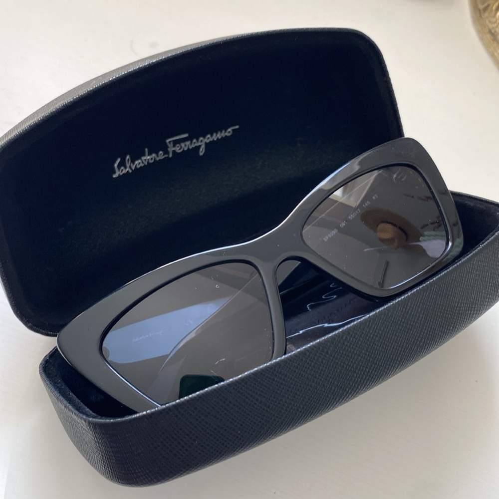 salvatore Ferragamo black cat eye sunglasses NEW